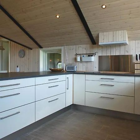 Ferienhaus Three-bedroom Holiday In